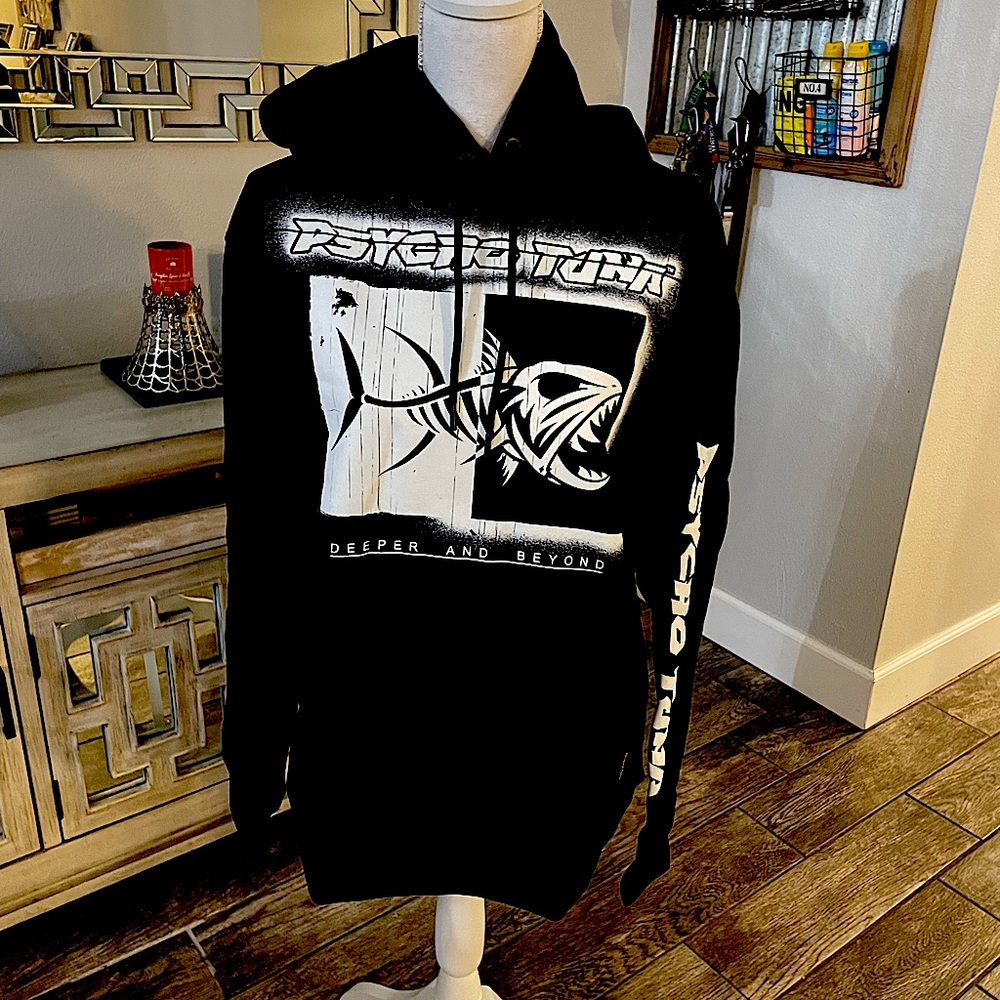 Psycho Tuna hoodie new with tags medium